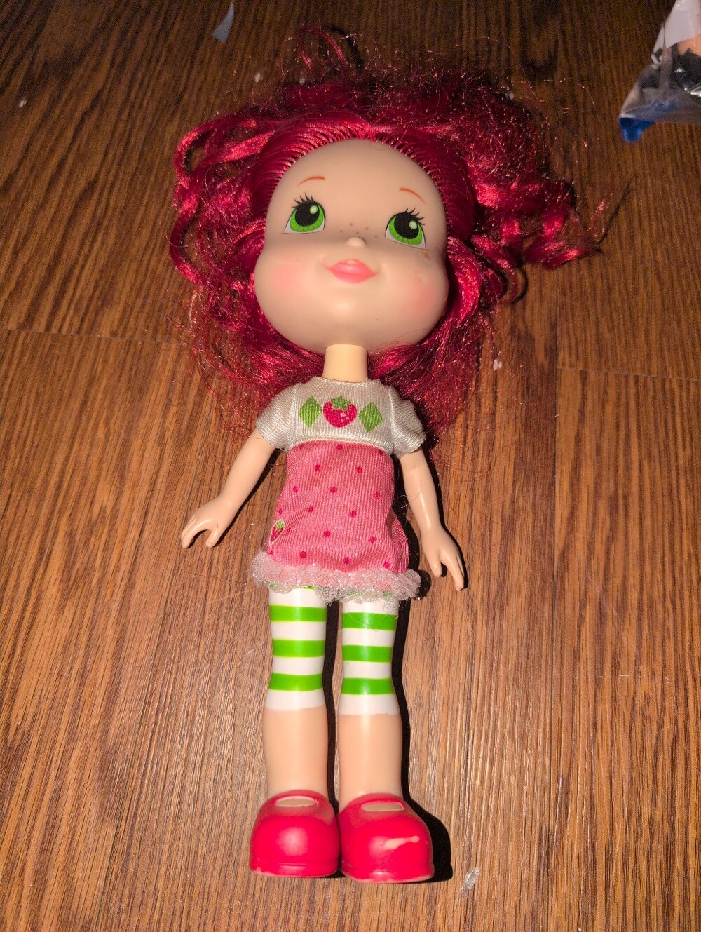 Sweet Surprise Strawberry Shortcake doll Hasbro 2008 Vintage